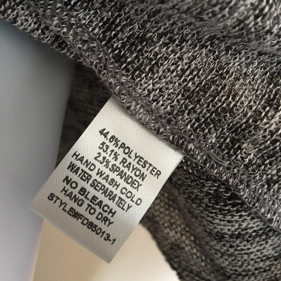 ⚡️Sale ⚡️NWOT. Dark Gray & White Cardigan - Picture 6 of 6